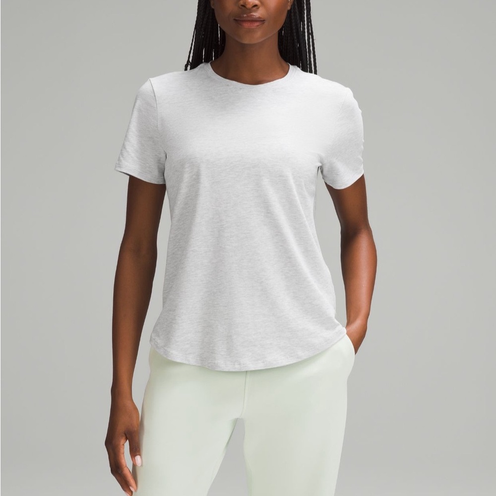 Lululemon love curved hem t-shirt